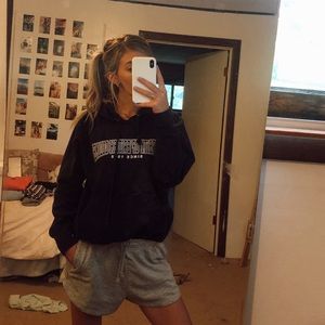 VINTAGE UNIVERSITY HOODIE